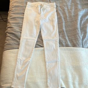 NEW While American Eagle Hi Rise Jeans 6 LONG